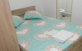 Emyra'S Holiday Rooms